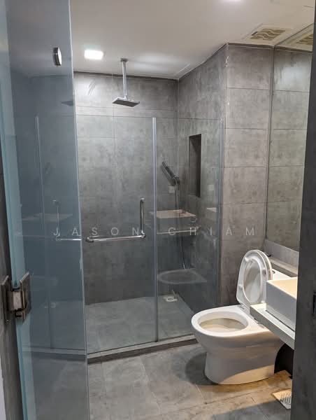 Kediaman Servis untuk Dijual di SkyPark @ Cyberjaya - Jason Chiam - Bathroom - PropertyGuru.com.my