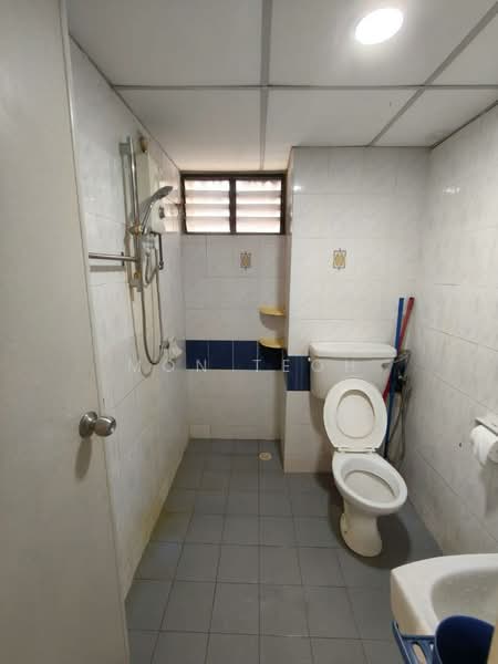 Condominium for Rent at Sunny Ville Condominium - Mon Teoh - Bathroom - PropertyGuru.com.my
