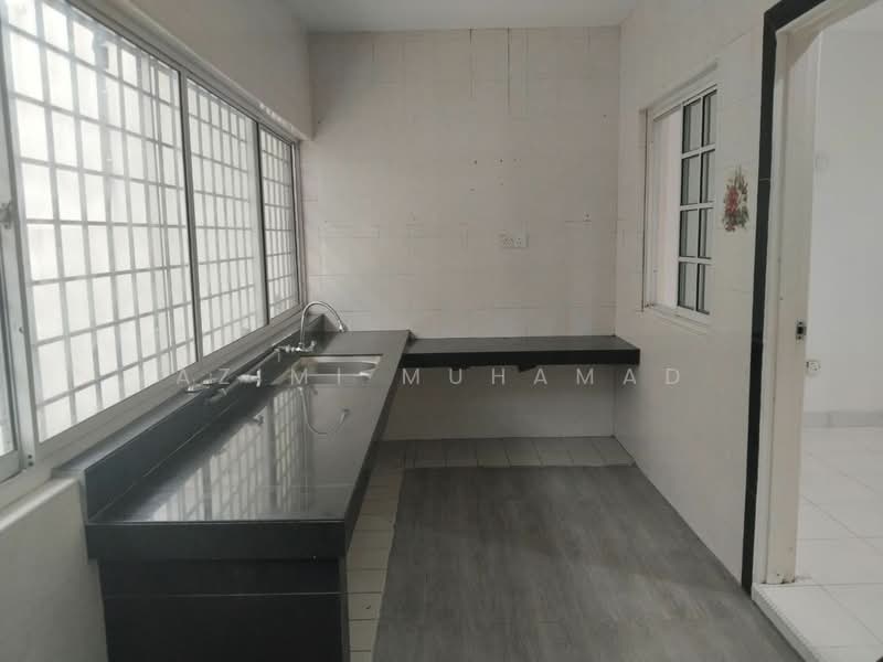 2-storey Terraced House for Sale in Ipoh (Perak) - Azimi Muhamad - Kitchen - PropertyGuru.com.my