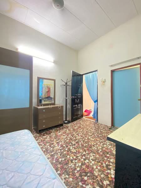 Bungalow for Sale in Ipoh (Perak) - Azimi Muhamad - Bedroom - PropertyGuru.com.my
