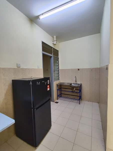 Pangsapuri untuk Disewa di Desa Saujana - Amy Chin - Kitchen - PropertyGuru.com.my