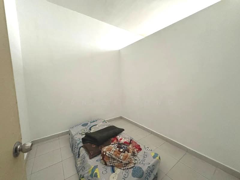 2-storey Terraced House for Rent in Bandar Jaya Putra (Johor Bahru) - Janice Yong - Bedroom - PropertyGuru.com.my