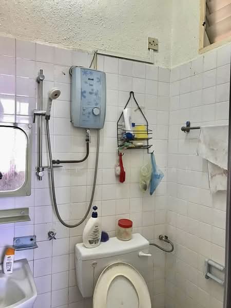 Apartment for Sale at Mewah Court - Yeap Yu Quan - Bathroom - PropertyGuru.com.my