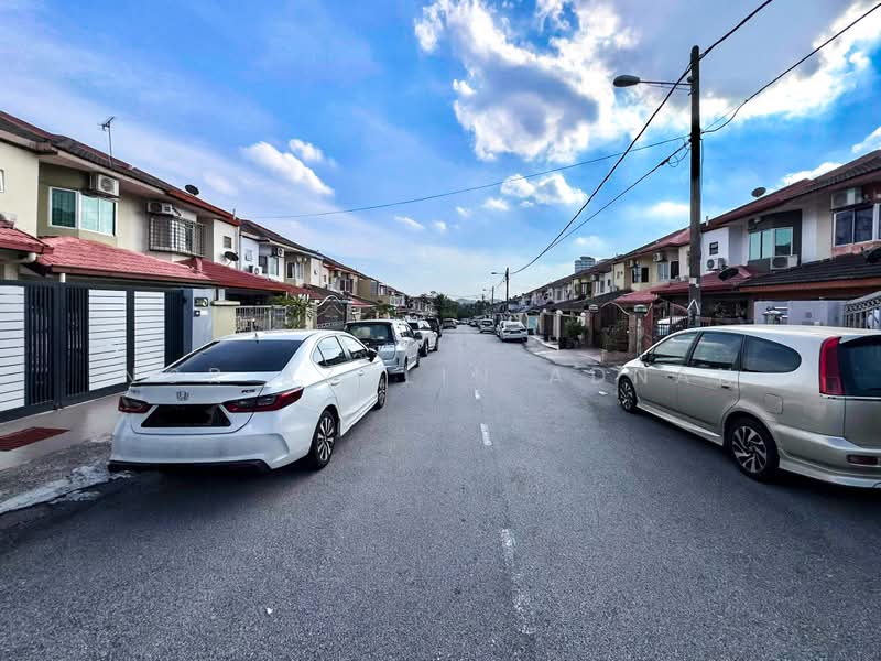 Rumah Teres 2 Tingkat untuk Dijual di Kota Perdana (Seri Kembangan) - Nor Azdlin Adnan - PropertyGuru.com.my