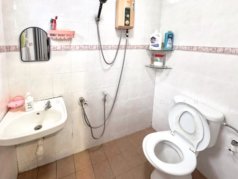 Rumah Teres 2 Tingkat untuk Dijual di Kota Perdana (Seri Kembangan) - Nor Azdlin Adnan - PropertyGuru.com.my