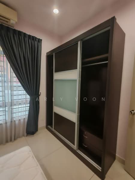 Rumah Teres 2 Tingkat untuk Dijual di Taman Kempas Indah (Tebrau) - Carly Voon - Bedroom - PropertyGuru.com.my
