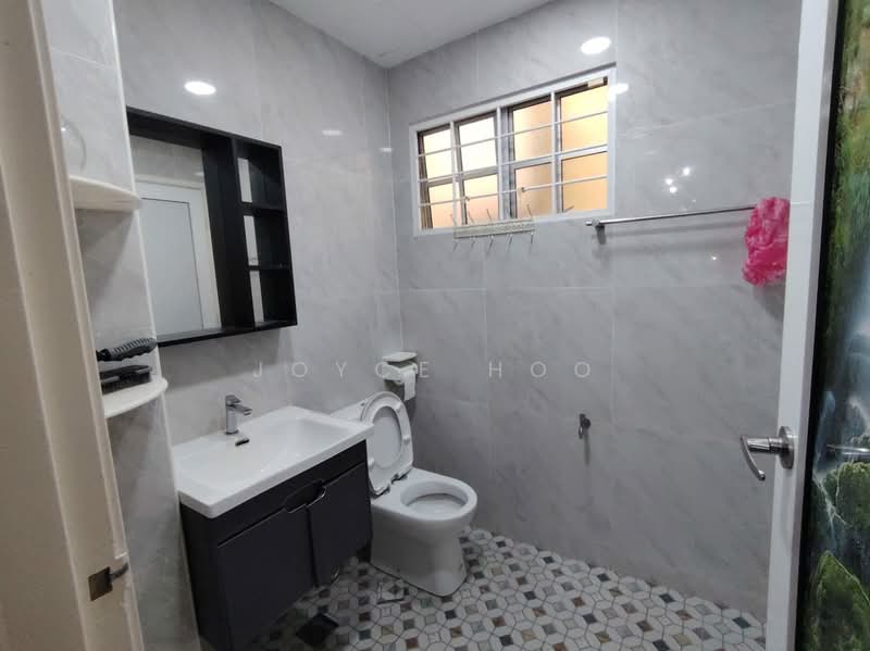2-storey Terraced House for Rent in Bandar Puteri Puchong (Puchong) - Joyce Hoo - Bathroom - PropertyGuru.com.my