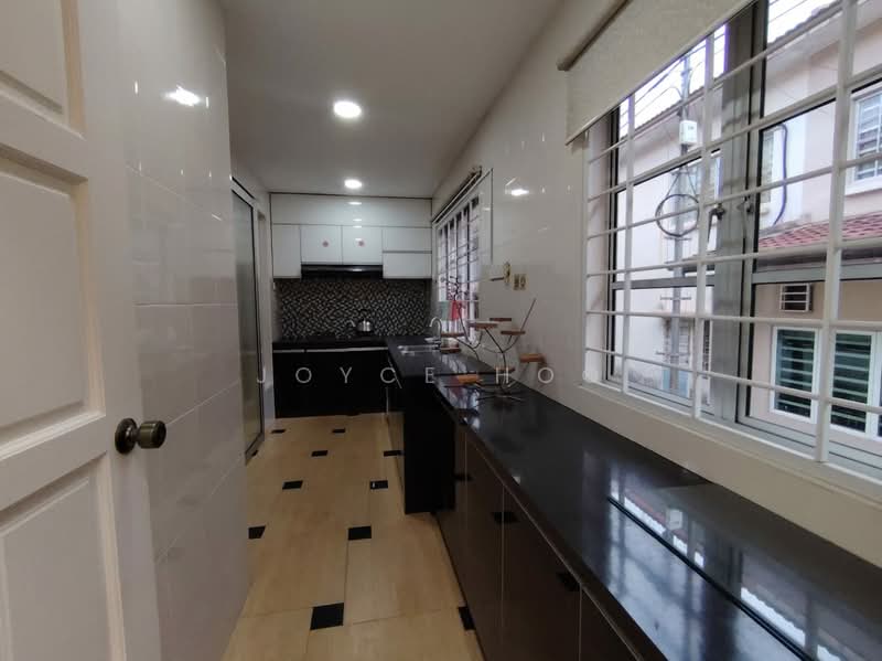 2-storey Terraced House for Rent in Bandar Puteri Puchong (Puchong) - Joyce Hoo - Kitchen - PropertyGuru.com.my