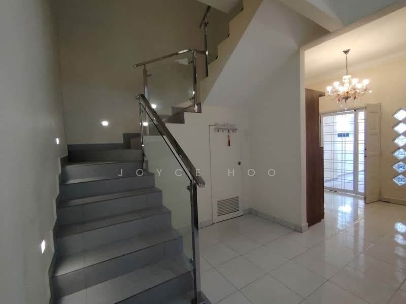 2-storey Terraced House for Rent in Bandar Puteri Puchong (Puchong) - Joyce Hoo - Entrance - PropertyGuru.com.my