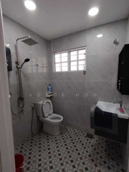 2-storey Terraced House for Rent in Bandar Puteri Puchong (Puchong) - Joyce Hoo - Bathroom - PropertyGuru.com.my