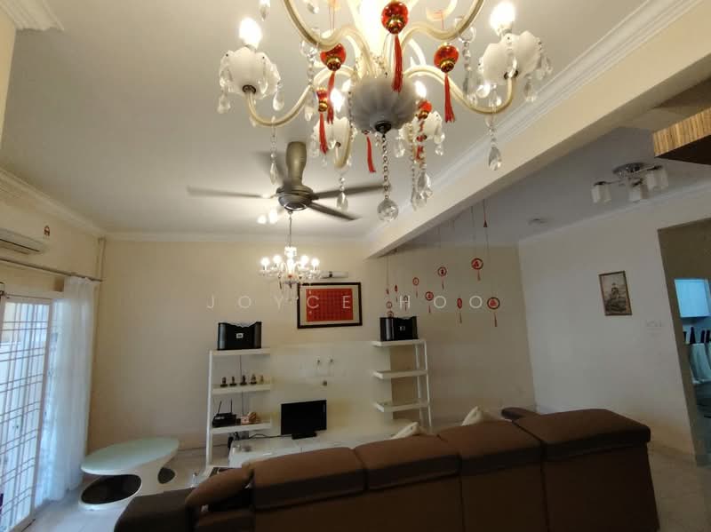 2-storey Terraced House for Rent in Bandar Puteri Puchong (Puchong) - Joyce Hoo - Living Room - PropertyGuru.com.my