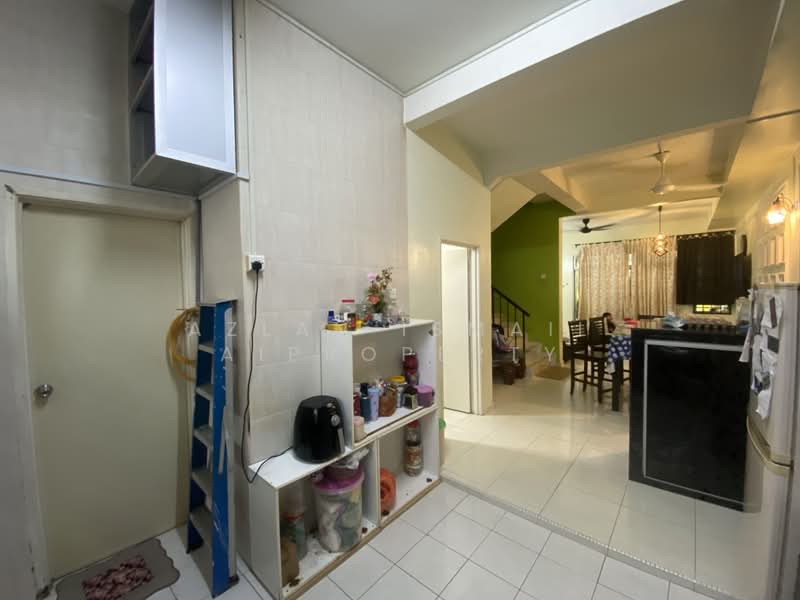 2-storey Terraced House for Sale in Taman JP Perdana (Johor Bahru) - Azlan Ismail aiproperty - Kitchen - PropertyGuru.com.my