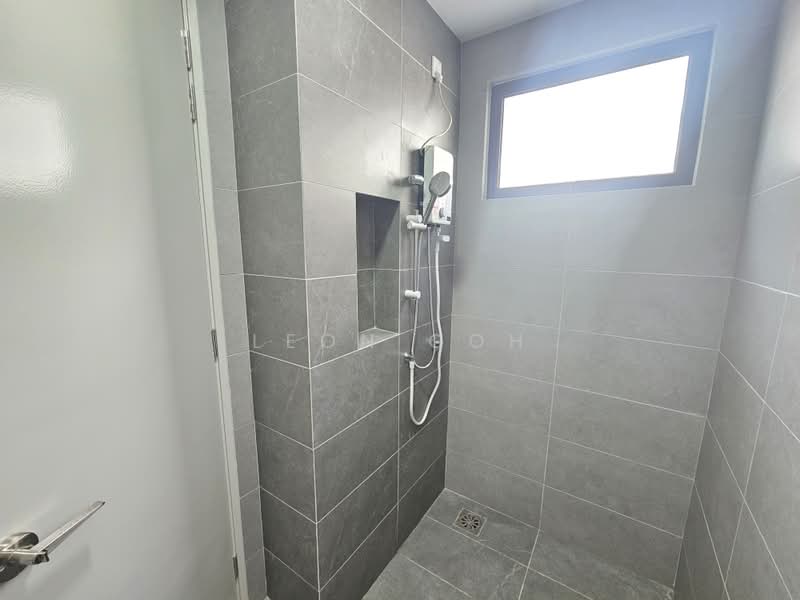 Rumah Teres 2 Tingkat untuk Disewa di Telok Panglima Garang (Selangor) - Leon Goh - Bathroom - PropertyGuru.com.my