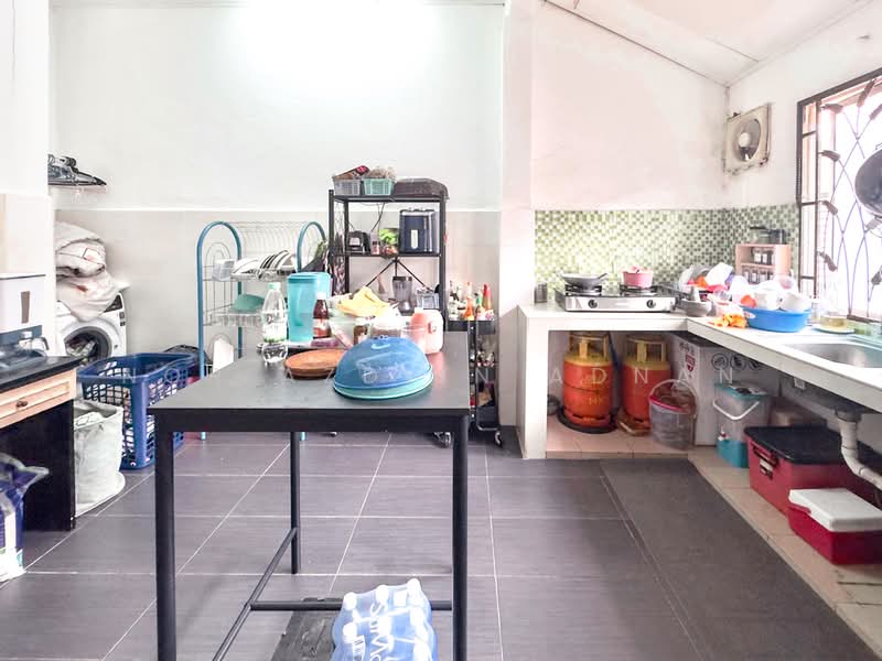 Rumah Teres untuk Dijual di Taman Dato Demang (Seri Kembangan) - Nor Azdlin Adnan - PropertyGuru.com.my