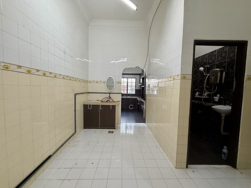 2-storey Terraced House for Sale in Taman Overseas Union (Taman Oug) (Jalan Klang Lama (Old Klang Road)) - Suli Chin - PropertyGuru.com.my