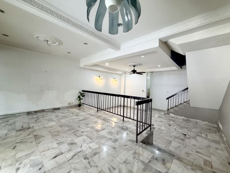 2-storey Terraced House for Sale in Taman Overseas Union (Taman Oug) (Jalan Klang Lama (Old Klang Road)) - Suli Chin - PropertyGuru.com.my