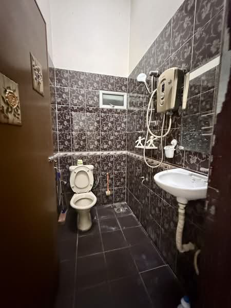 2-storey Terraced House for Sale in Taman Overseas Union (Taman Oug) (Jalan Klang Lama (Old Klang Road)) - Suli Chin - PropertyGuru.com.my
