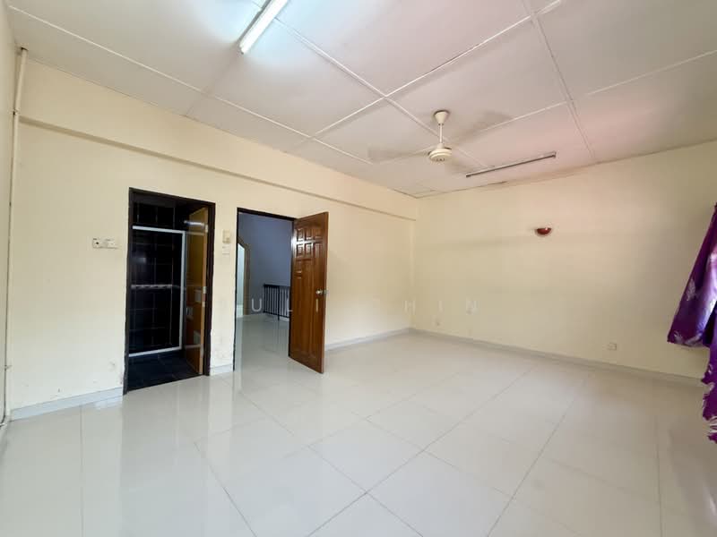 2-storey Terraced House for Sale in Taman Overseas Union (Taman Oug) (Jalan Klang Lama (Old Klang Road)) - Suli Chin - PropertyGuru.com.my