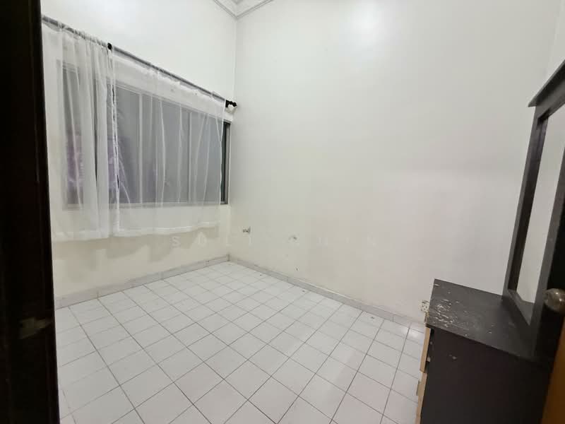 2-storey Terraced House for Sale in Taman Overseas Union (Taman Oug) (Jalan Klang Lama (Old Klang Road)) - Suli Chin - PropertyGuru.com.my