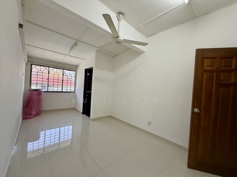 2-storey Terraced House for Sale in Taman Overseas Union (Taman Oug) (Jalan Klang Lama (Old Klang Road)) - Suli Chin - PropertyGuru.com.my