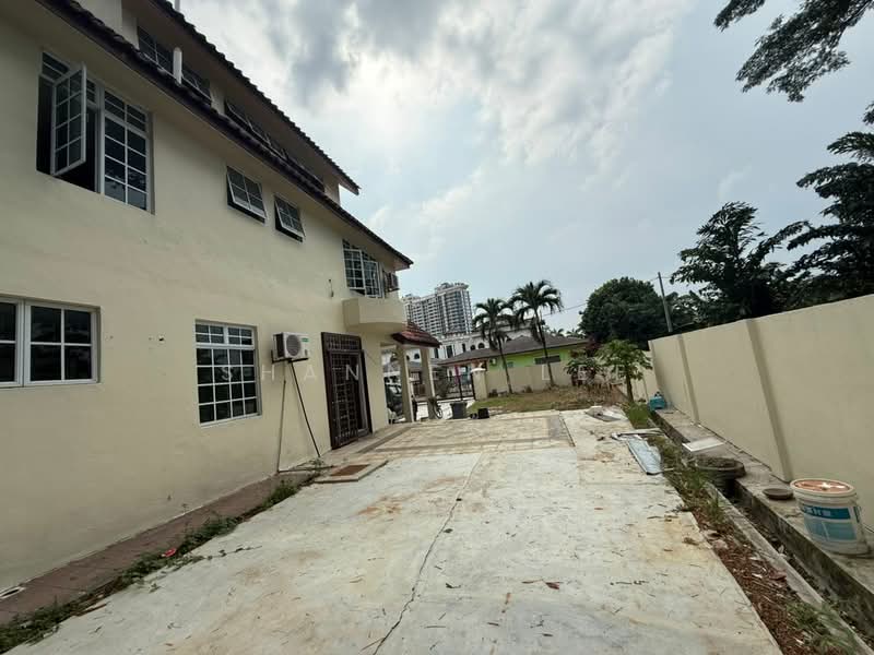 Bungalow for Sale in Kampung Mohd Amin (Johor Bahru) - Shannen Lee - Exterior - PropertyGuru.com.my