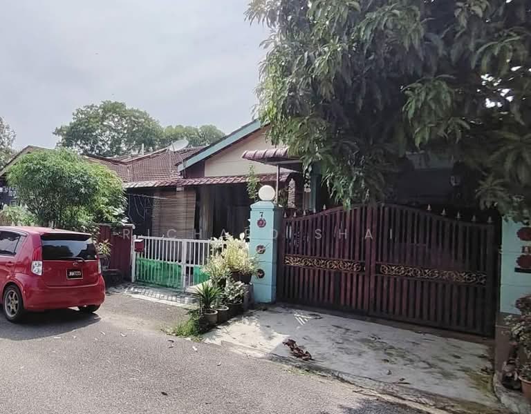 Rumah Teres 1 Tingkat untuk Dijual di Taman Kota Masai (Pasir Gudang) - Richard Shai - Exterior - PropertyGuru.com.my