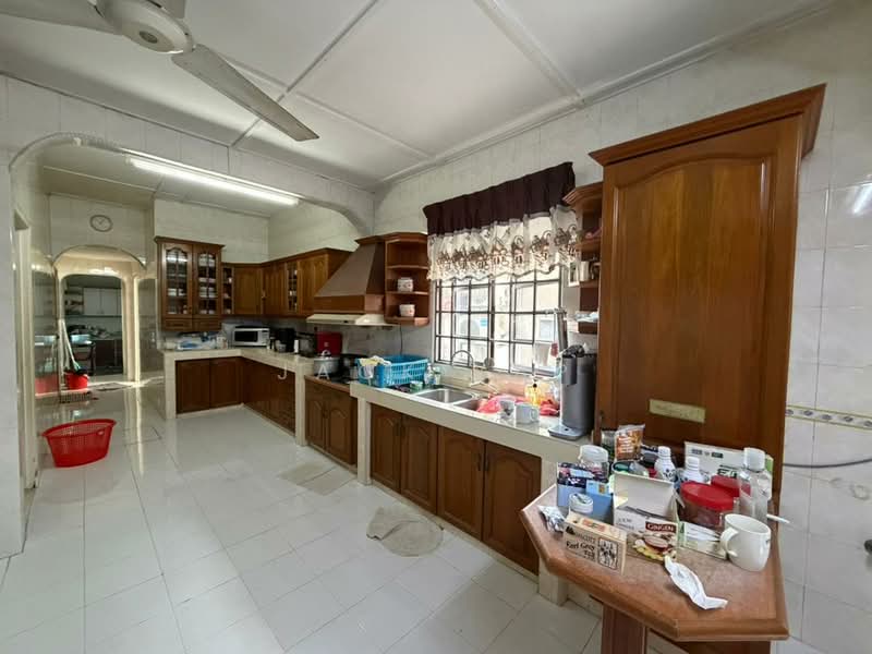 1.5-storey Terraced House for Sale in Kepong (Kuala Lumpur) - Jack Yap - Kitchen - PropertyGuru.com.my