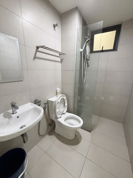 Servis Apartment untuk Disewa di Sfera Residency - Lee Kah Shing - Bathroom - PropertyGuru.com.my