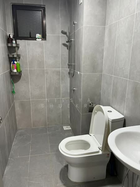 Service Residence for Rent at Avia Plus, Bandar Country Homes - Niesya Shuekry - Bathroom - PropertyGuru.com.my