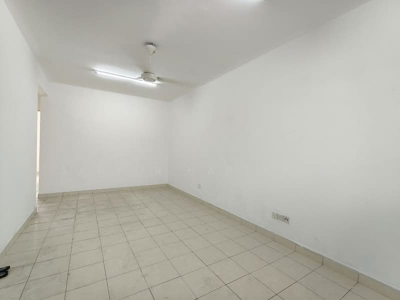 Flat for Sale at Pangsapuri Seroja - Syukor Hartanah - Interior - PropertyGuru.com.my