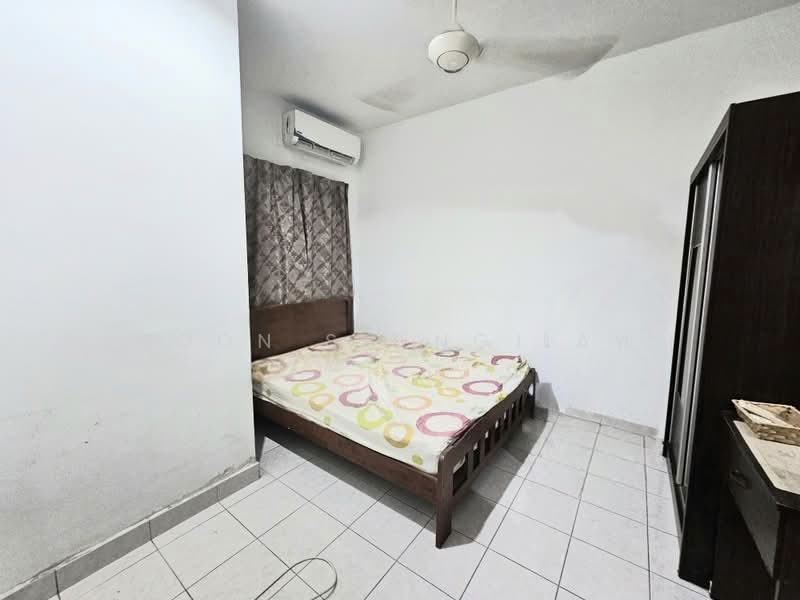 2-storey Terraced House for Sale in Taman Puchong Tekali (Puchong) - Soon Sheng Law - Bedroom - PropertyGuru.com.my