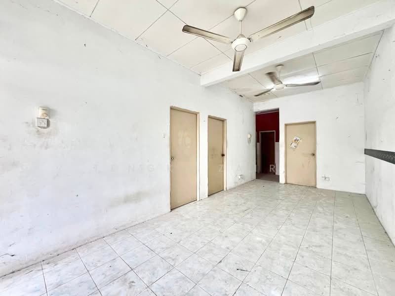 Terraced House for Sale in Bandar Mahkota Banting (Tanjong Duabelas) - Tengku Zairi - PropertyGuru.com.my