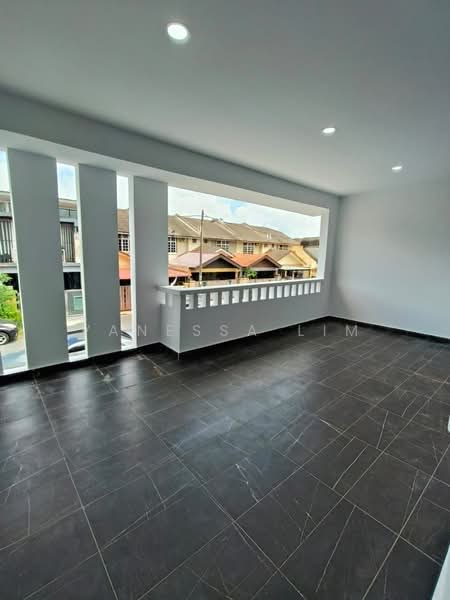 Rumah Teres 2 Tingkat untuk Dijual di Taman Bukit Mutiara (Tebrau) - Vanessa Lim - Balcony - PropertyGuru.com.my