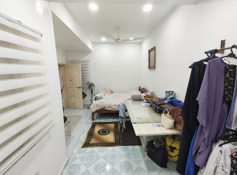 Rumah Teres 2 Tingkat untuk Dijual di Selayang (Selangor) - Nur Alia Omar - Bedroom - PropertyGuru.com.my