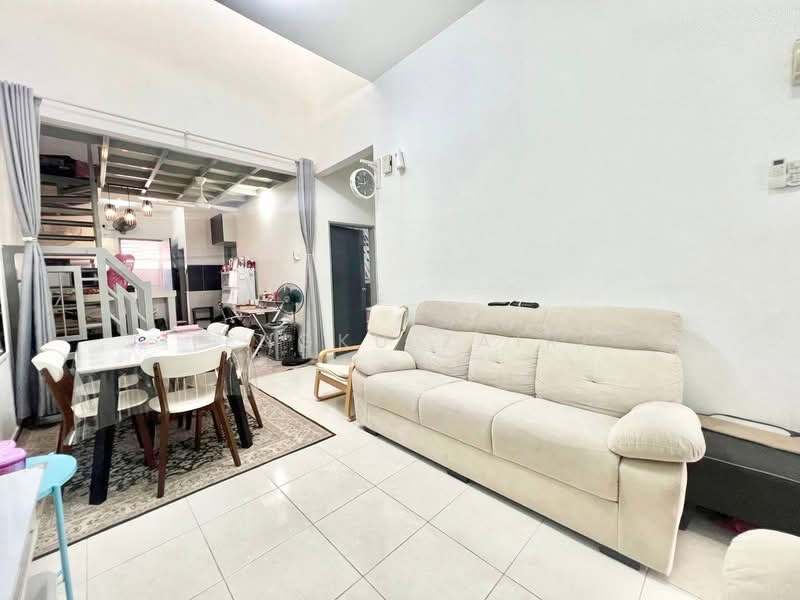 Rumah Teres untuk Dijual di Banting (Banting) - Tengku Zairi - PropertyGuru.com.my