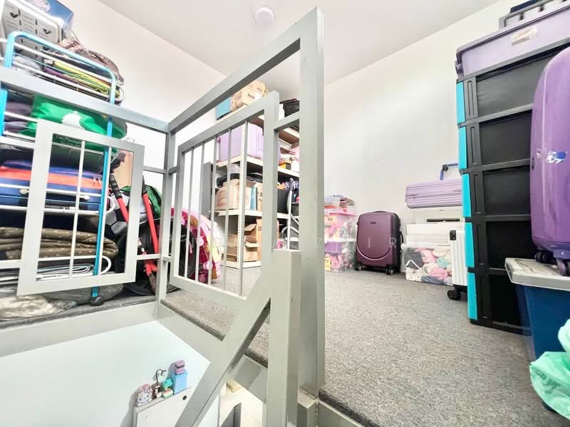 Rumah Teres untuk Dijual di Banting (Banting) - Tengku Zairi - PropertyGuru.com.my