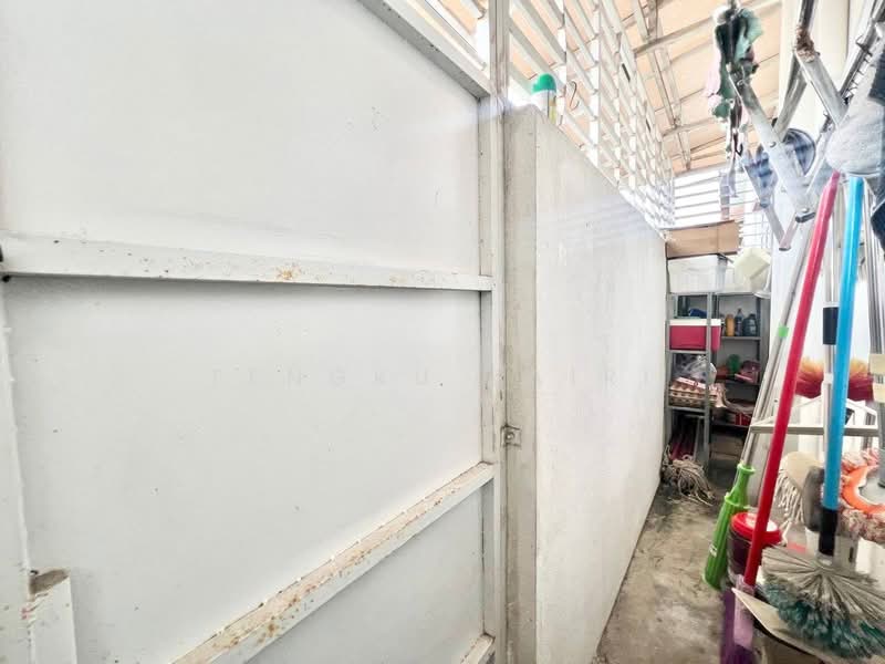 Rumah Teres untuk Dijual di Banting (Banting) - Tengku Zairi - PropertyGuru.com.my