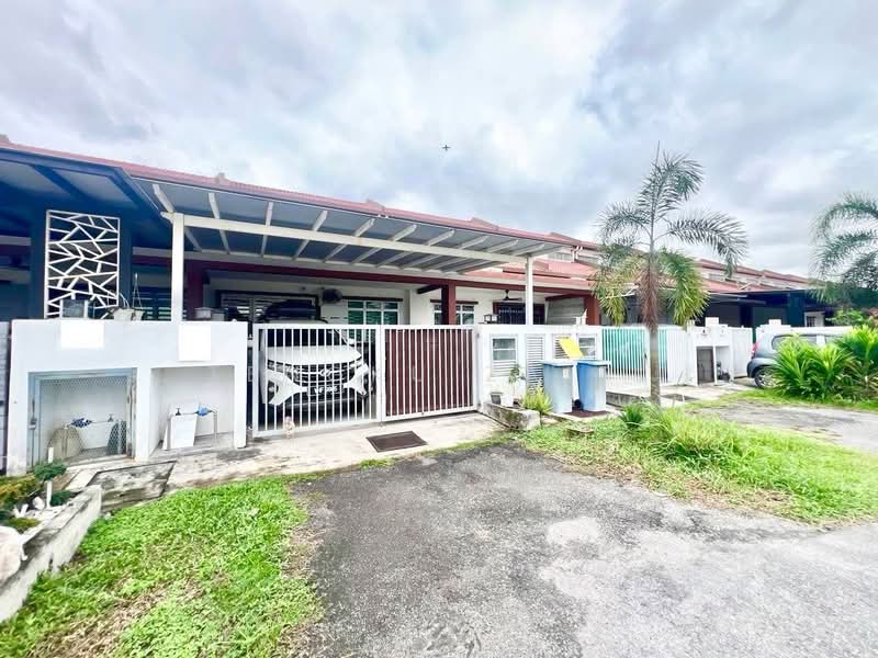 Rumah Teres untuk Dijual di Banting (Banting) - Tengku Zairi - PropertyGuru.com.my