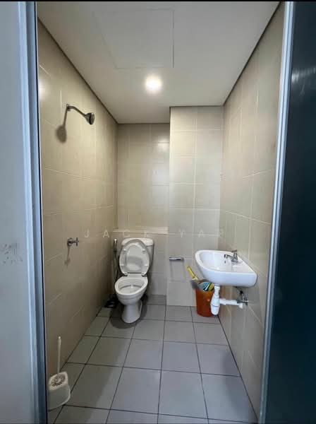 Service Residence for Sale at Aragreens - Jack Yap - Bathroom - PropertyGuru.com.my