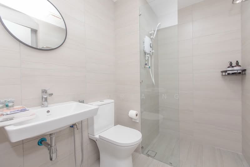 Service Residence for Rent at BeCentral @ i-City - Victoria Ng - Bathroom - PropertyGuru.com.my