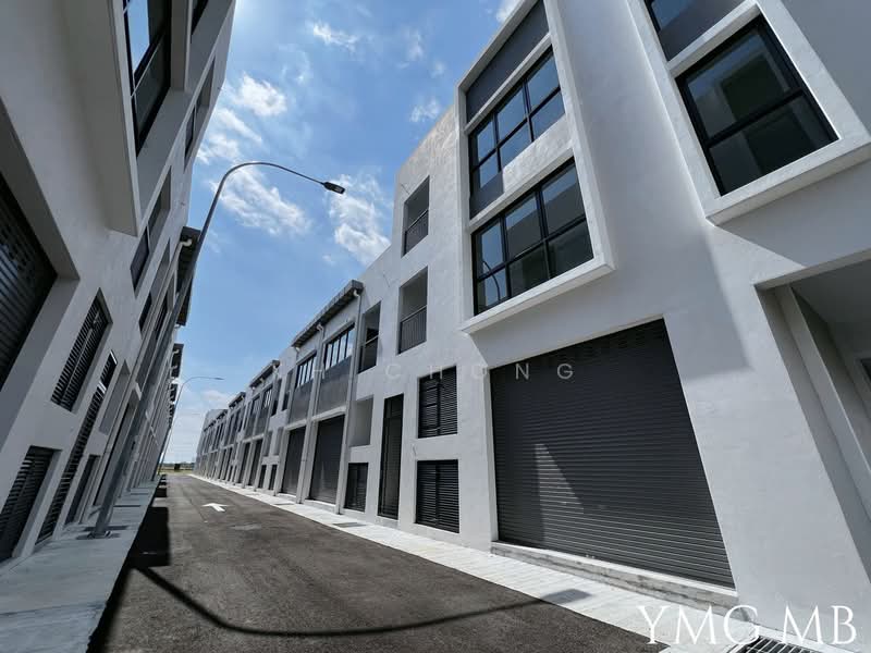 Kedai untuk Disewa di Bandar Rimbayu (Telok Panglima Garang) - KH Chong - Exterior - PropertyGuru.com.my