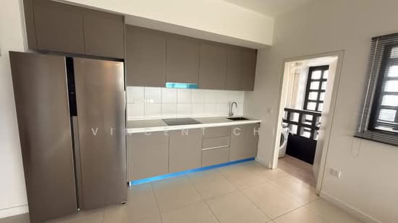 Servis Apartment untuk Dijual di Maya Ara Residences - Vincent Chin - Kitchen - PropertyGuru.com.my