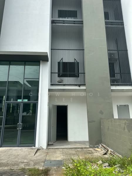 Semi-D Factory for Sale in Ijok (Selangor) - Chow Hooi Lee - Exterior - PropertyGuru.com.my