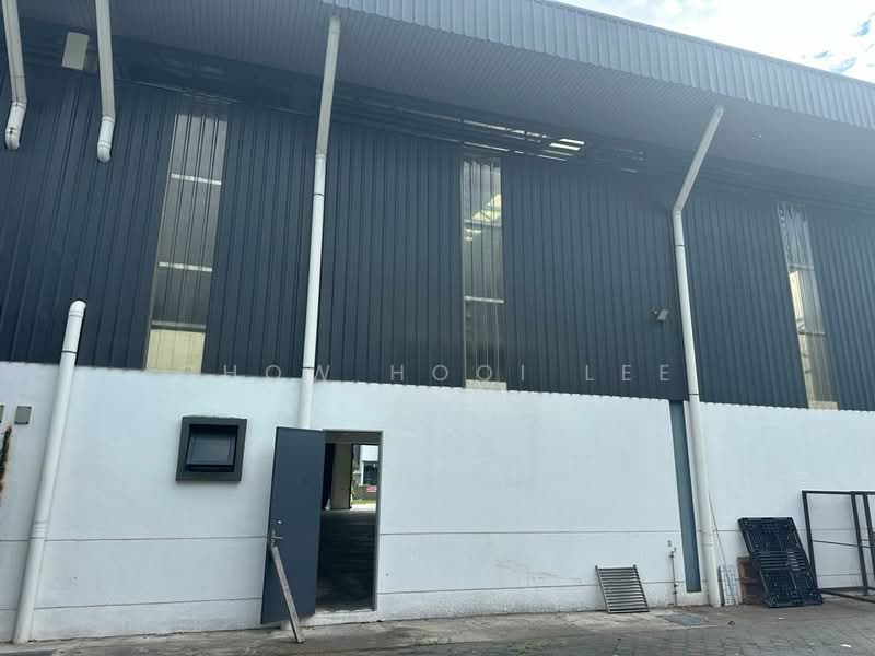 Semi-D Factory for Sale in Ijok (Selangor) - Chow Hooi Lee - Exterior - PropertyGuru.com.my