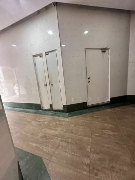 Shop for Rent in Taipan Business Centre (Subang Jaya) - Veron Leong - Corridor - PropertyGuru.com.my