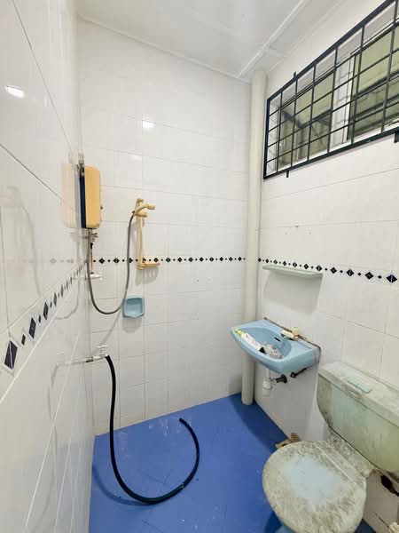 Rumah Teres 1 Tingkat untuk Dijual di Kluang (Johor) - Win Lim - Bathroom - PropertyGuru.com.my