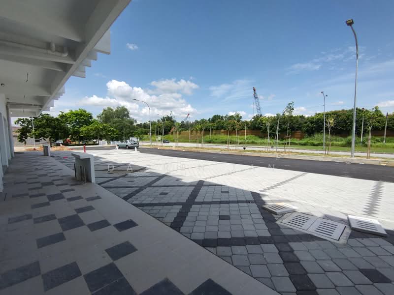 Shop for Sale in Bukit Beruntung (Serendah) - Darren Tan - Exterior - PropertyGuru.com.my