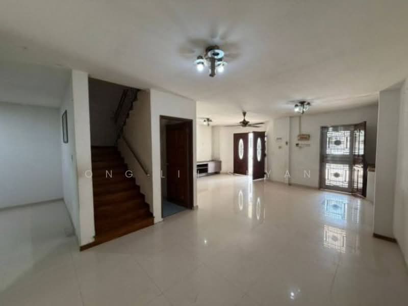 2-storey Terraced House for Sale in Taman Skudai Baru (Skudai) - Ong Lih Shyan - Living Room - PropertyGuru.com.my