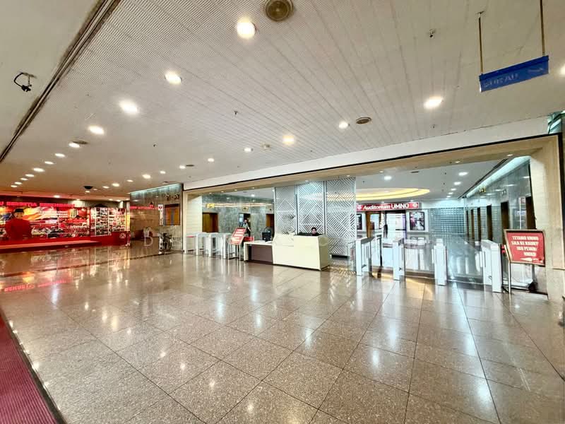 Pejabat untuk Disewa di Kuala Lumpur (Kuala Lumpur) - Dennix Chin - Entrance - PropertyGuru.com.my