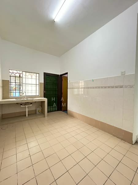 2-storey Terraced House for Sale in Bandar Puteri (Klang) - Muhammad Amin - Kitchen - PropertyGuru.com.my